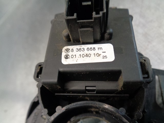 BMW X3 E83 (2003-2010) Headlight Switch Control Unit 61318377488, 8363688, 8363669 19882337