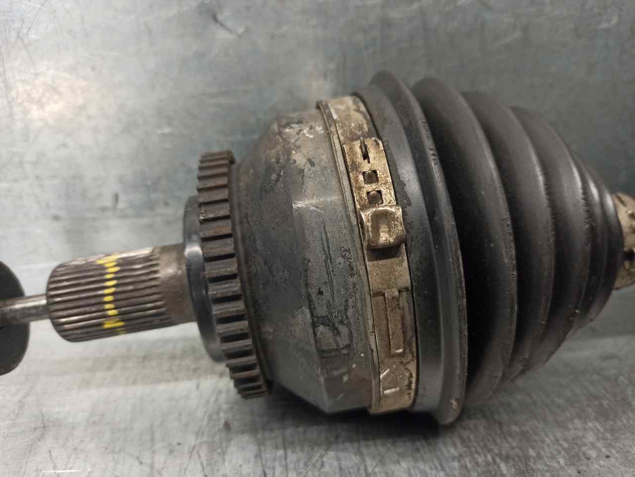 VOLVO S80 1 generation (1998-2006) Arbre de transmission avant droit P9181532 19853851