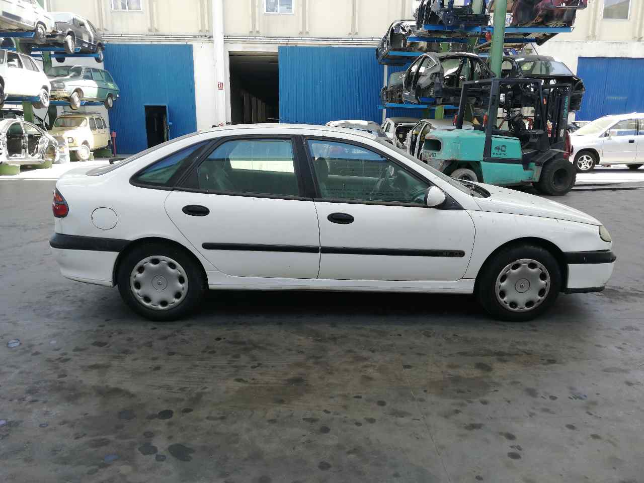 VAUXHALL Laguna 1 generation (1993-2001) Andre kropsdele 7711170346+ 19808208