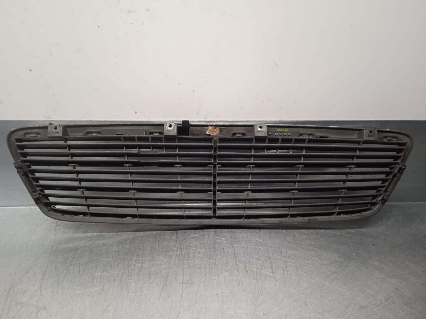 MERCEDES-BENZ C-Class W203/S203/CL203 (2000-2008) Radiator Grille A2038800483,4PUERTAS 19851598