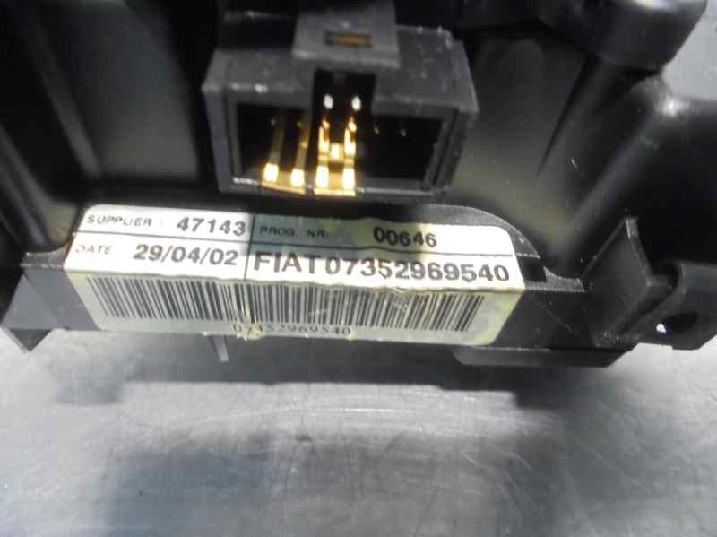 FIAT Stilo 1 generation (2001-2010) Šviesų jungiklis (jungtukas) 07352969540 19657725