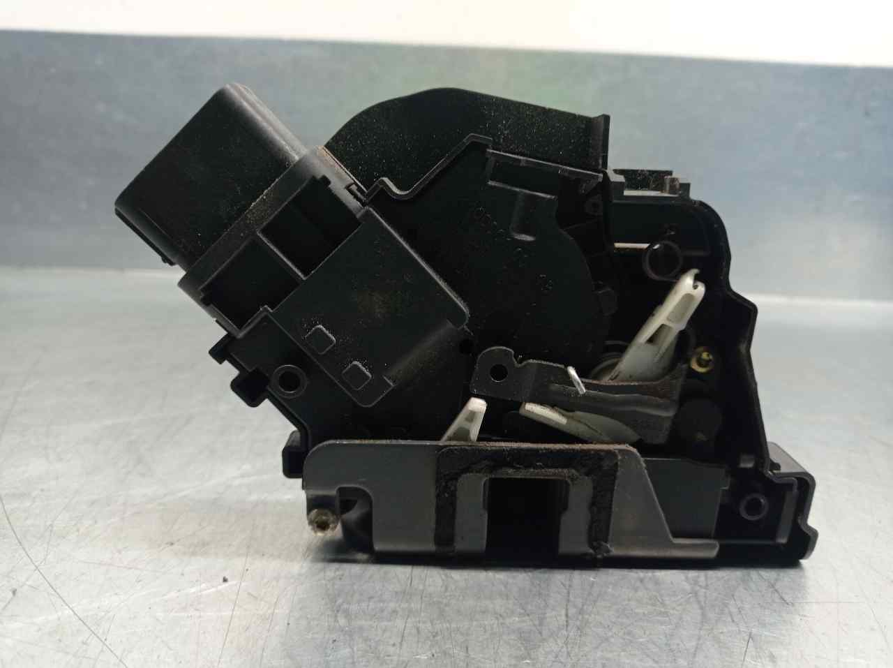 PEUGEOT Focus 2 generation (2004-2011) Front Right Door Lock 3PUERTAS, 3PUERTAS+6PINES 19831688