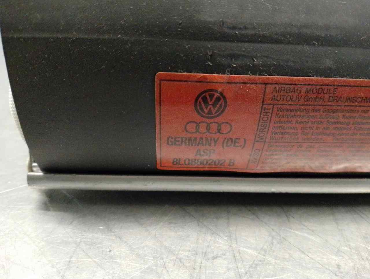 AUDI TT 8N (1998-2006) Other part 8L0880202B 21709489