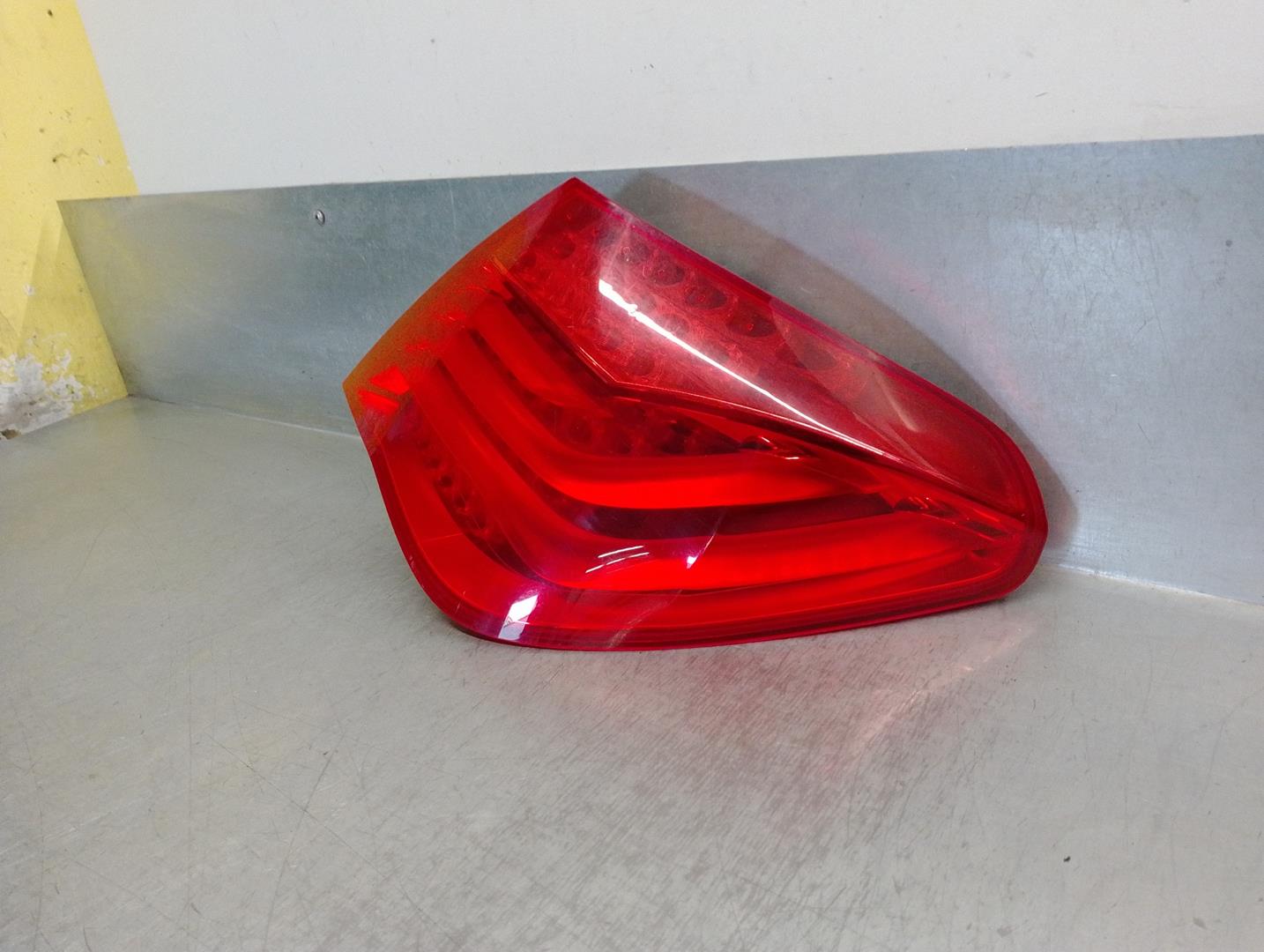 BMW 7 Series F01/F02 (2008-2015) Rear Right Taillight Lamp 7182198,DEALETA,4PUERTAS 19909663