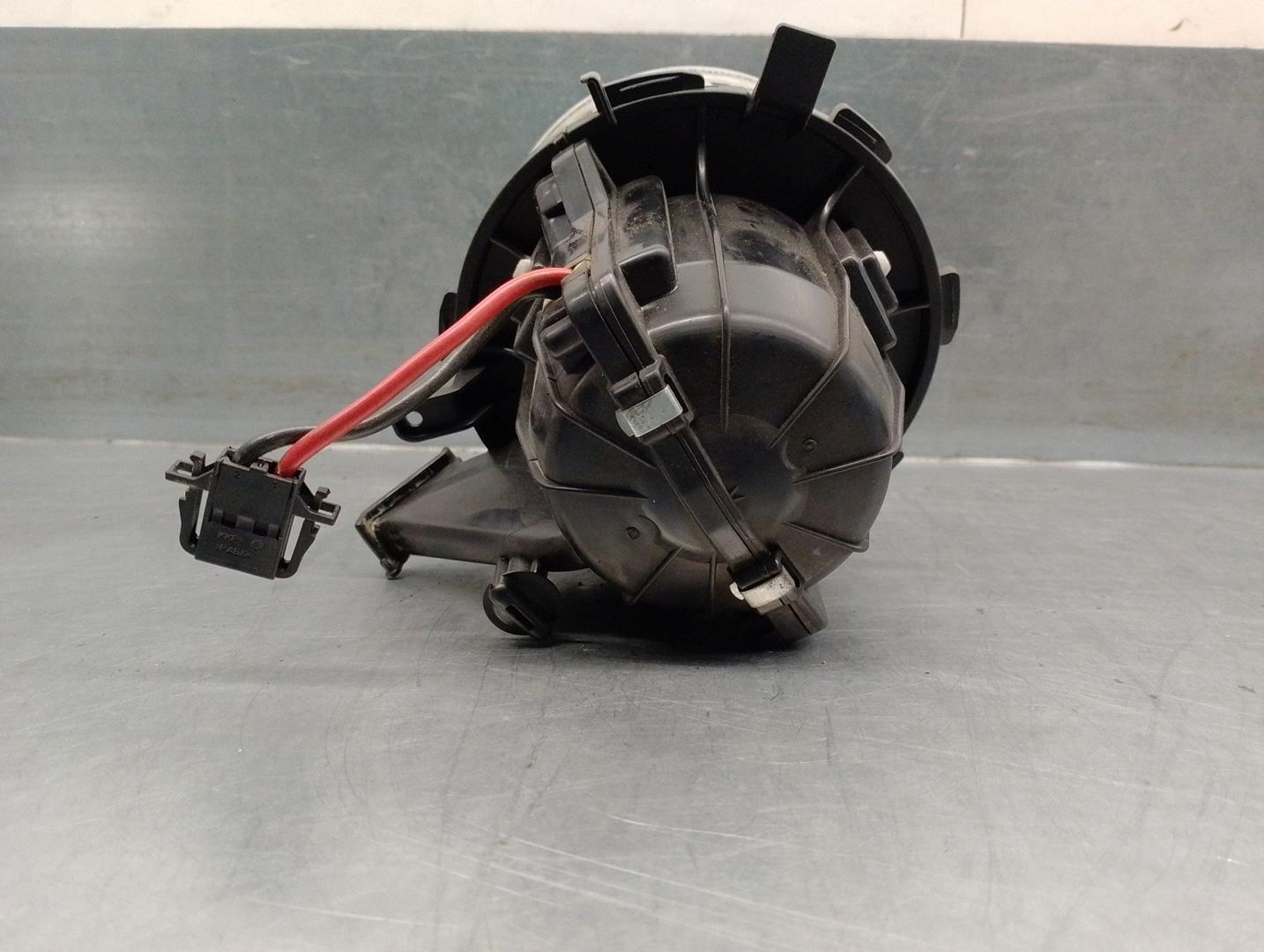 AUDI A4 B8/8K (2011-2016) Heater Blower Fan 8K1820021C, BEHR 24578209