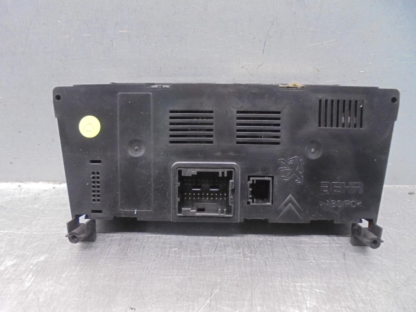 PEUGEOT 5008 1 generation (2009-2016) Climate  Control Unit 96738321XT,N9107004 23756396