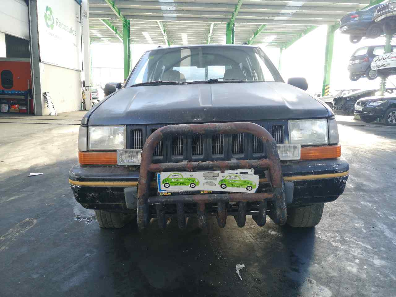 JEEP Grand Cherokee Преден десен калник +NEGRA 24124337