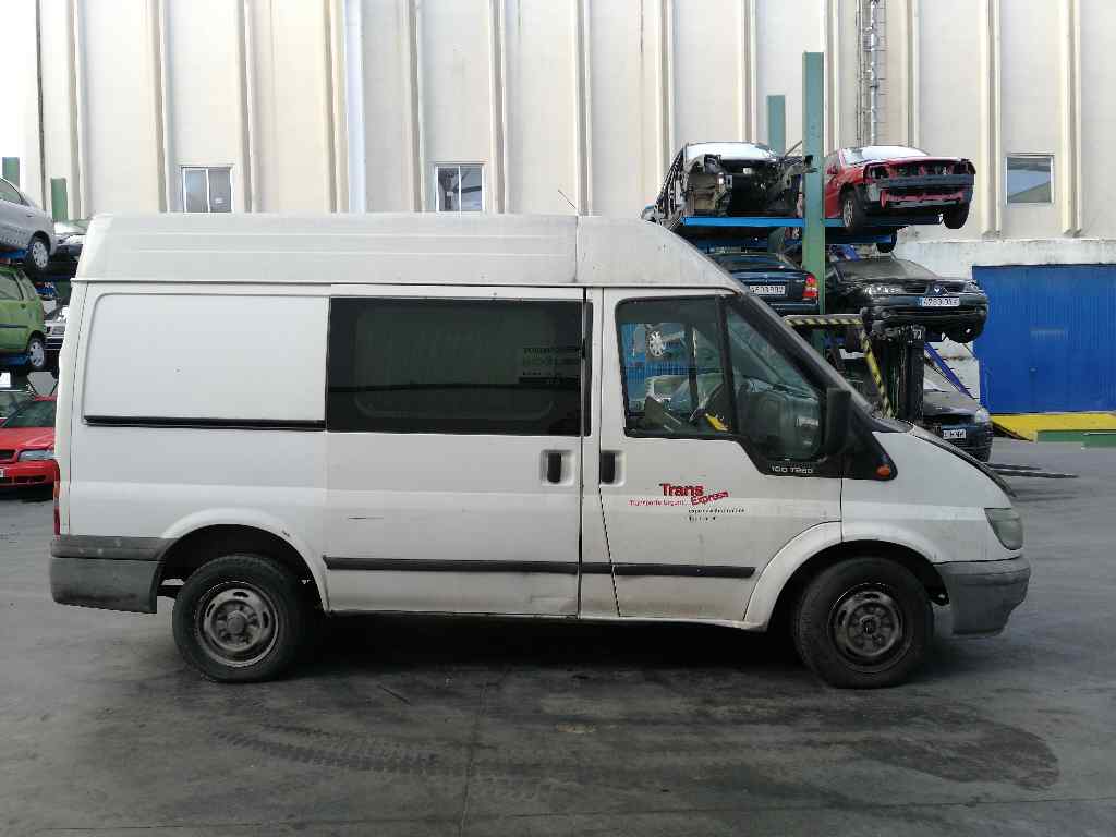 FORD Transit Радиатор интеркулера 19735209