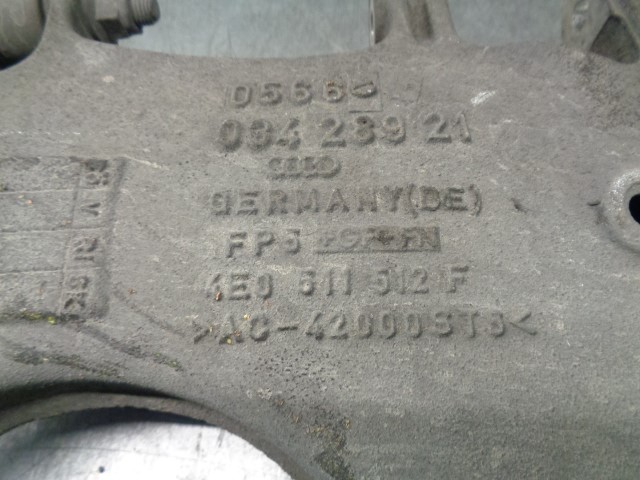 AUDI A8 D3/4E (2002-2010) Galinė dešinė šakė 4E0511512F 24132221