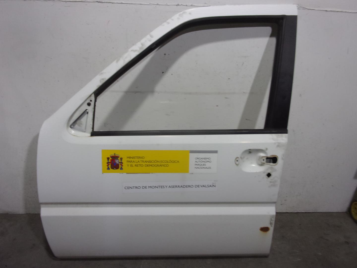FORD Maverick 1 generation (1993-1998) Дверь передняя левая 801017F030, BLANCAROTULADA, 3PUERTAS 24221652