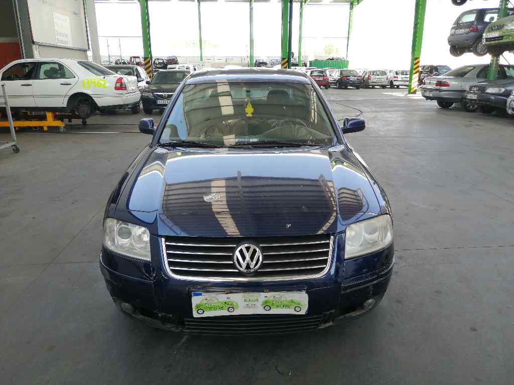 VOLKSWAGEN Passat B5 (1996-2005) Крыло переднее правое +AZUL 19749057