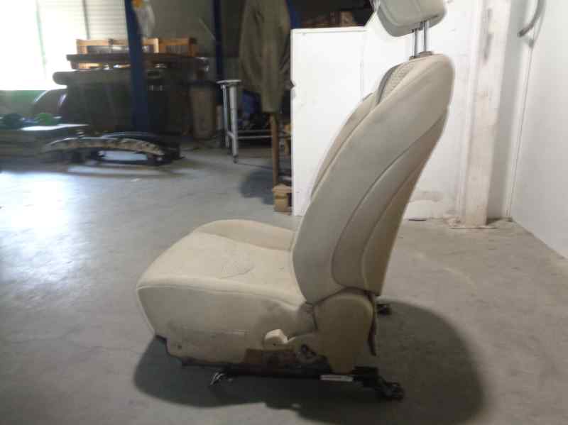 TOYOTA RAV4 2 generation (XA20) (2000-2006) Front Right Seat BEIGE, 5PUERTAS, 3543695+ 24115838