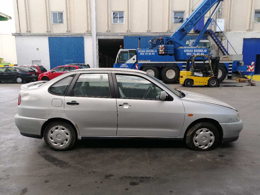 NISSAN Ibiza 2 generation (1993-2002) Замок двери передний правый 4PUERTAS,4PUERTAS+4PINES 19696734