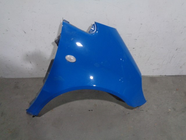 MERCEDES-BENZ A-Class W168 (1997-2004) Front Right Fender A1688800818, AZUL 19888740