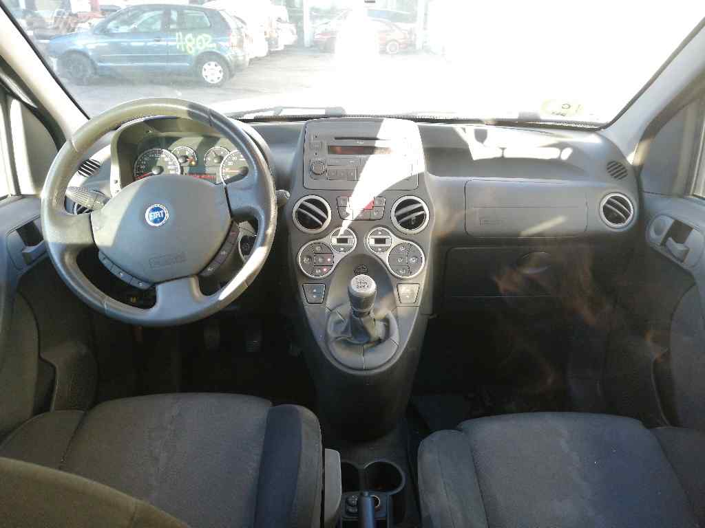 FIAT Panda 2 generation (2003-2011) Предна лява врата 5PUERTAS, 5PUERTAS+NEGRA 19705959