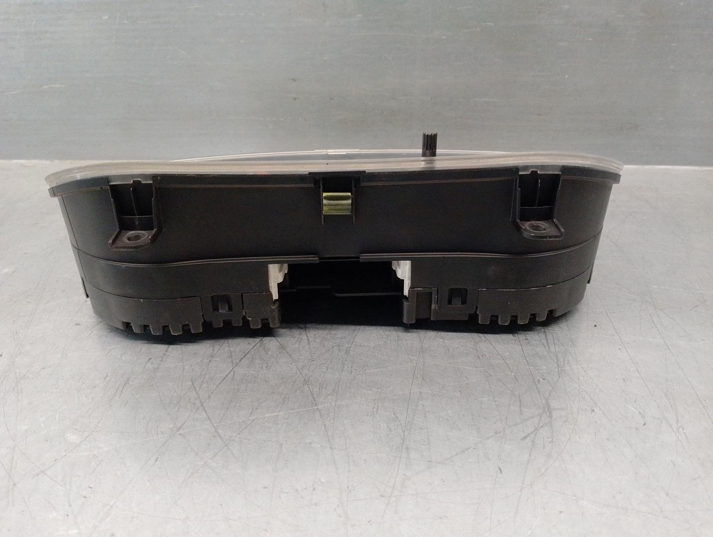 SEAT Toledo 2 generation (1999-2006) Instrumentu panelis/spidometrs 1M0920822, 110080153003, VDO 21723087