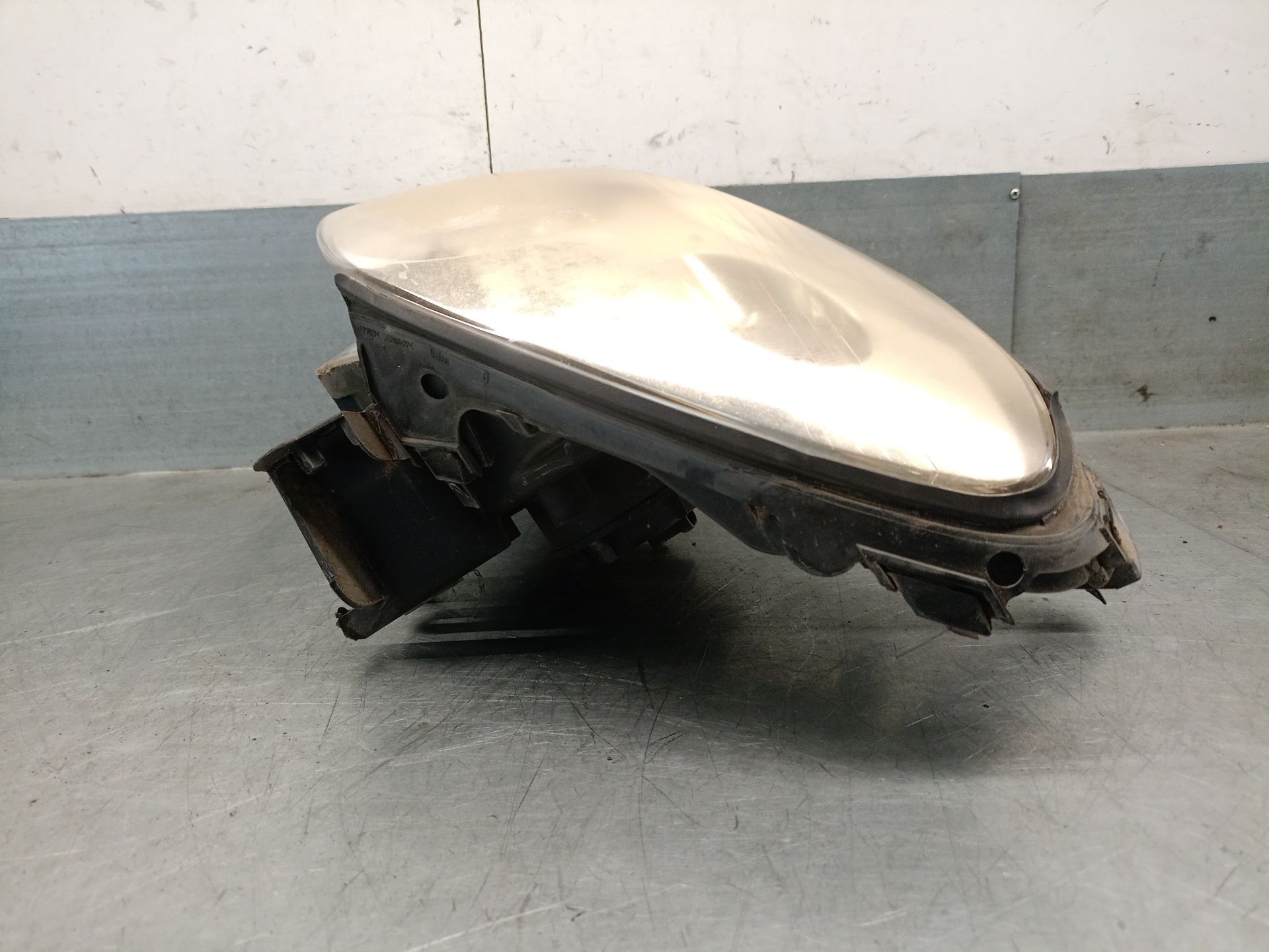Faro izquierdo F9QQ7 7700432098 de Renault Scénic i monospace (ja0/1_, fa0_) 1999-2003 80 CV - pieza usada