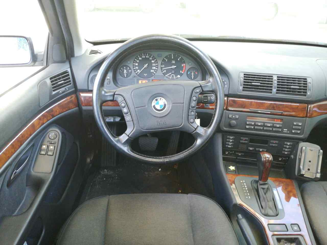 BMW 5 Series E39 (1995-2004) Variklio kompiuteris 2247072, 0281001373 19810089