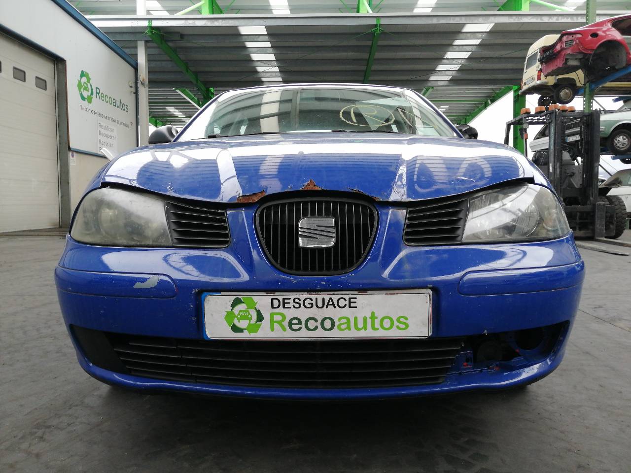 SEAT Ibiza 3 generation (2002-2008) Langų skysčio (apiplovimo) bakelis 6Q0955453N, 6Q0955453N 23756904