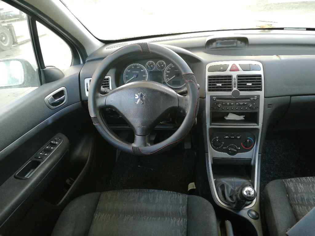 PEUGEOT 307 1 generation (2001-2008) Radiatora reste +DEFIBRACONCERRADURA 19746466