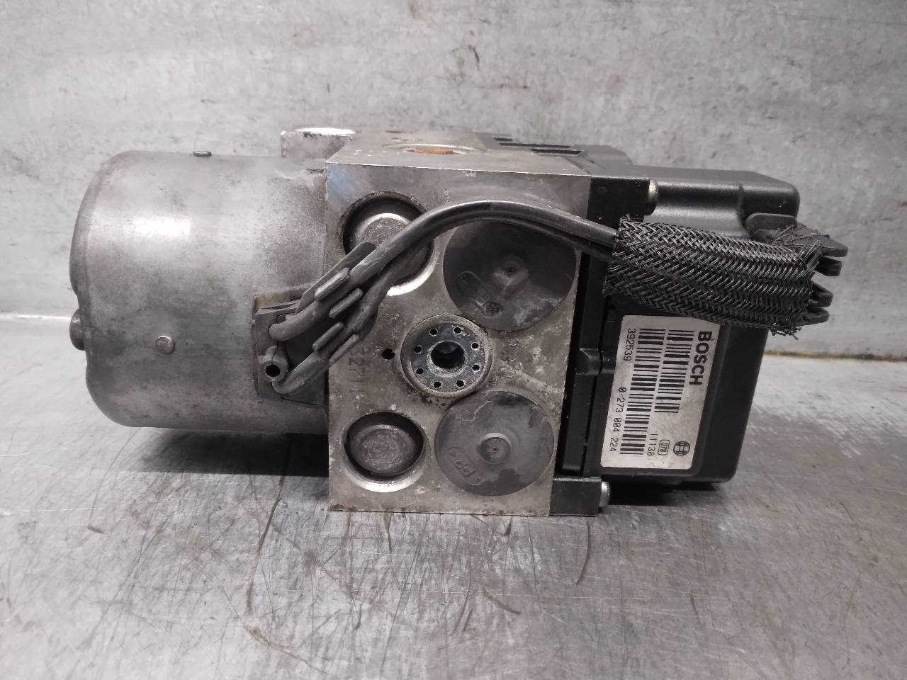 VOLVO V40 1 generation (1996-2004) ABS Pump 0265216462,30857585 24219297