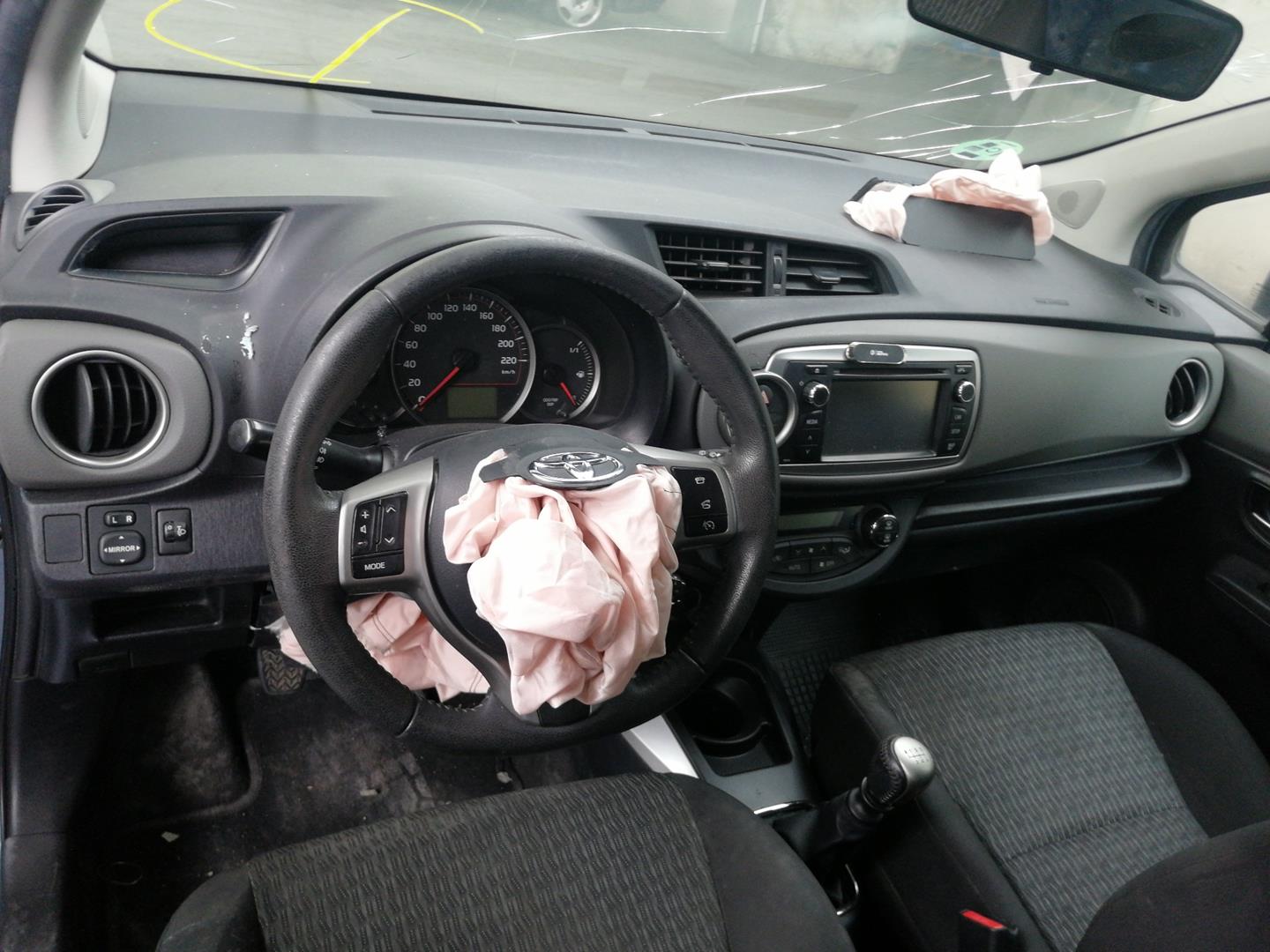 TOYOTA YARIS (_P13_) (2010-present) Other Interior Parts 812600D070 24175658
