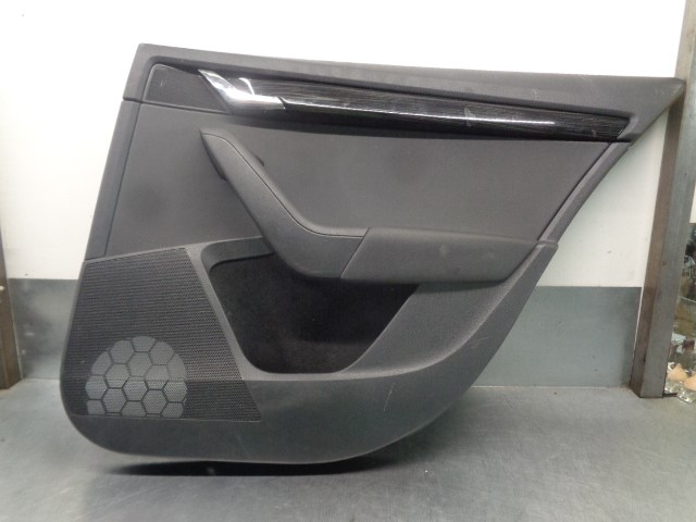 SKODA Yeti 1 generation (2009-2018) Rear Right Door Panel 5E5867212 19823562