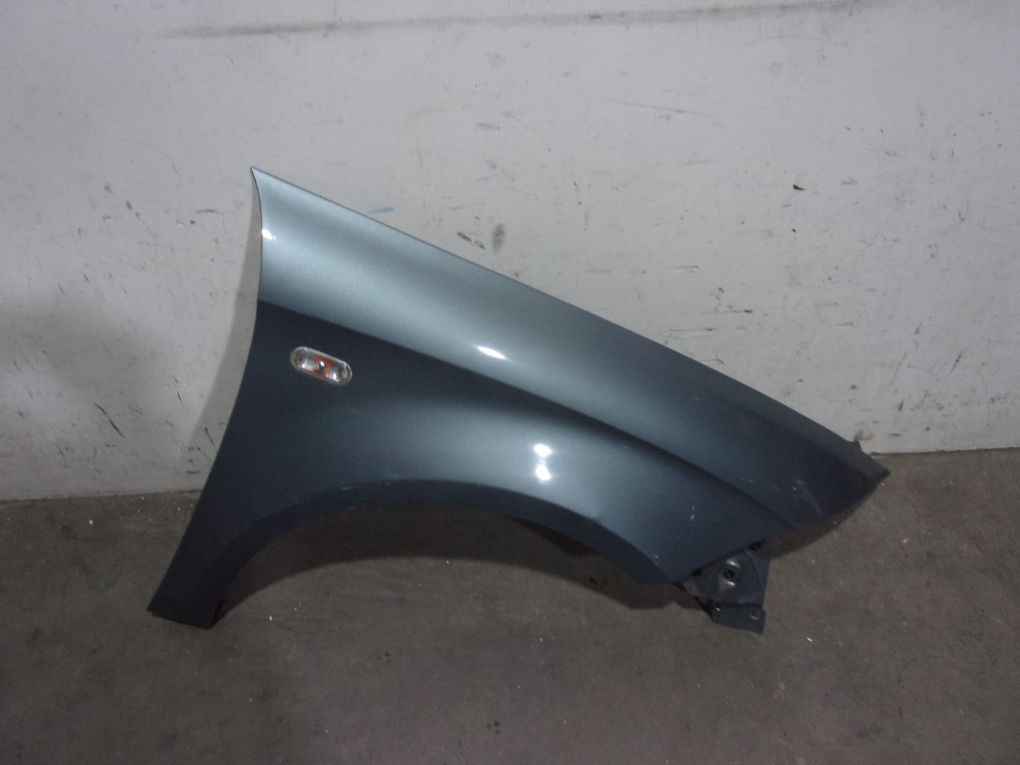 SEAT Toledo 3 generation (2004-2010) Front Right Fender 5P0821022A, AZUL 23348014