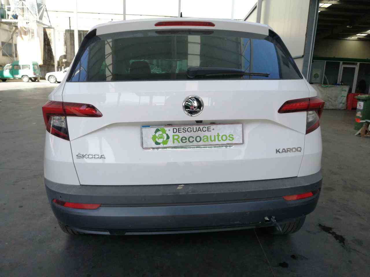 SKODA Karoq 1 generation (2017-2024) Кнопка стеклоподъемника задней правой двери 24131512