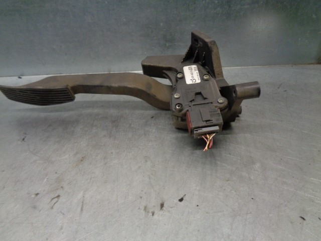 RENAULT Corsa C (2000-2006) Другие кузовные детали HELLA,HELLA+6PV00811000 19781839