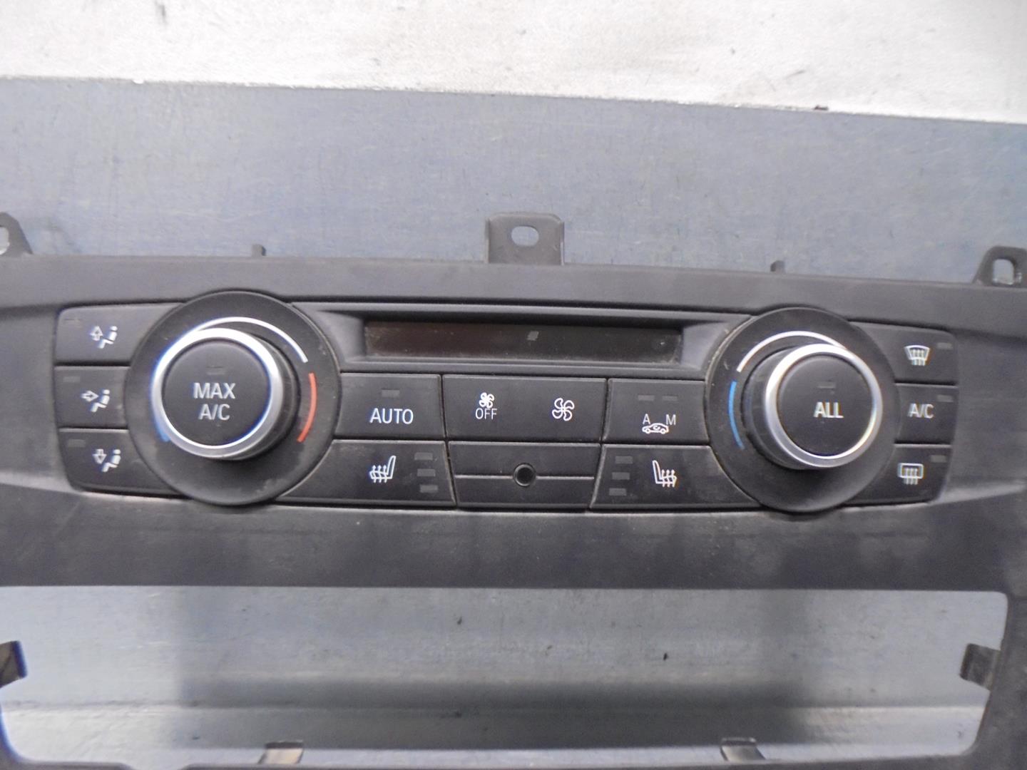 BMW X4 F26 (2014-2018) Klimato kontrolės (klimos) valdymas 64119289958 24161201