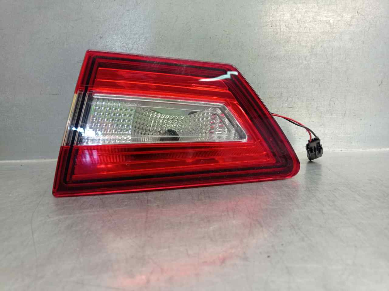 RENAULT Clio 3 generation (2005-2012) Rear Right Taillight Lamp 265505796R 21097714