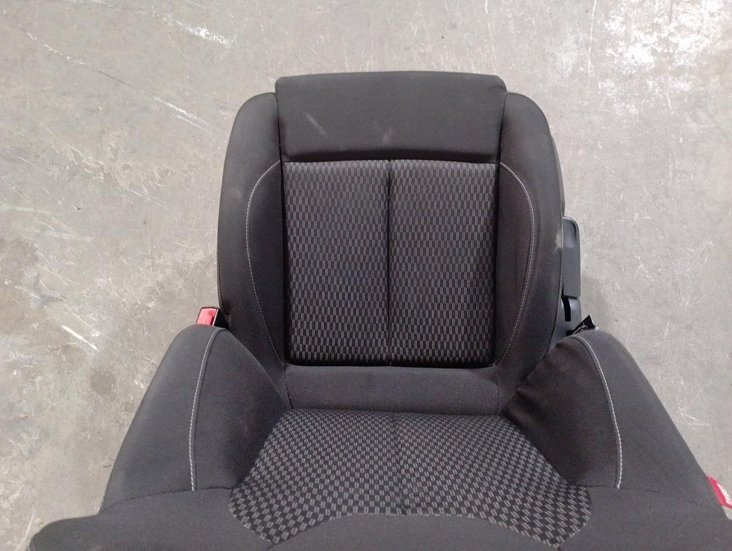 SEAT Exeo 1 generation (2009-2012) Сиденье переднее правое 3R0881405K,TELANEGRA,5PUERTAS 23756389