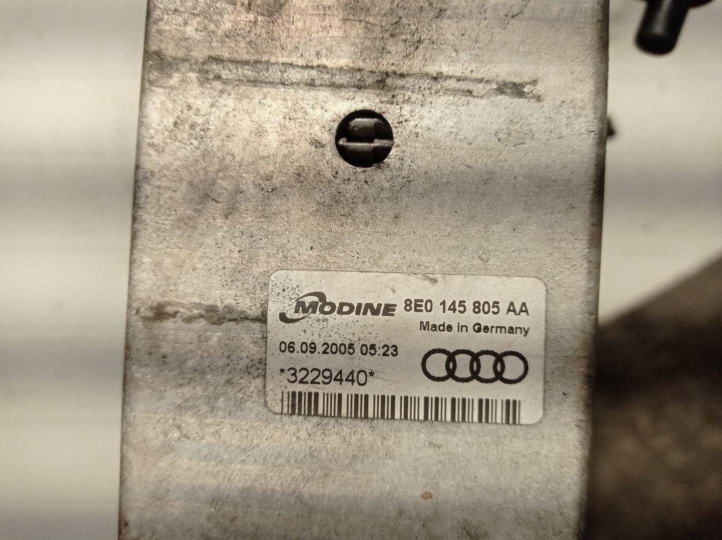 AUDI A4 B7/8E (2004-2008) Välijäähdyttimen jäähdytin 8E0145805AA, 3229440, MODINE 23348124