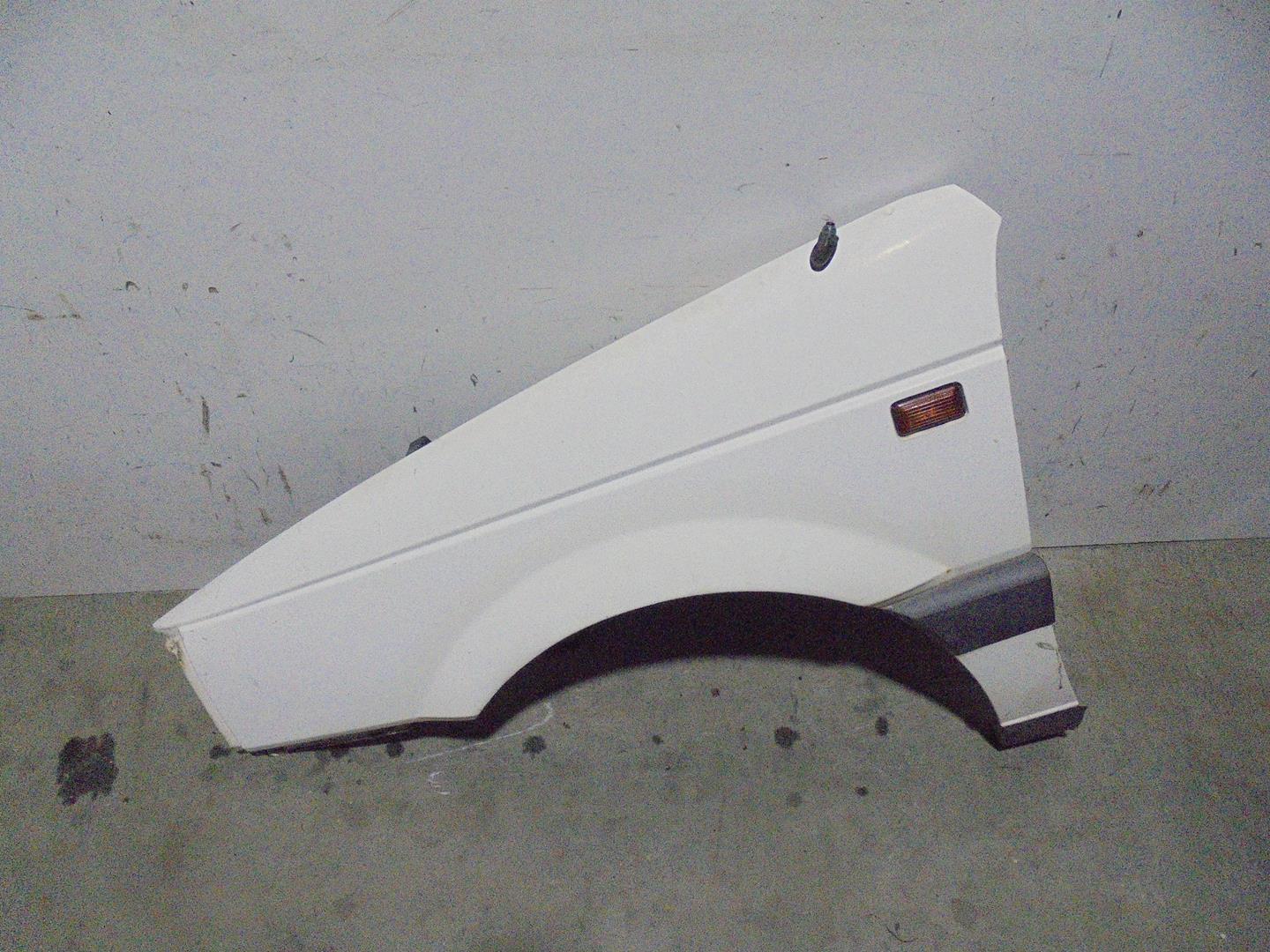 FORD Passat B3 (1988-1993) Front Left Fender +BLANCA 19768274