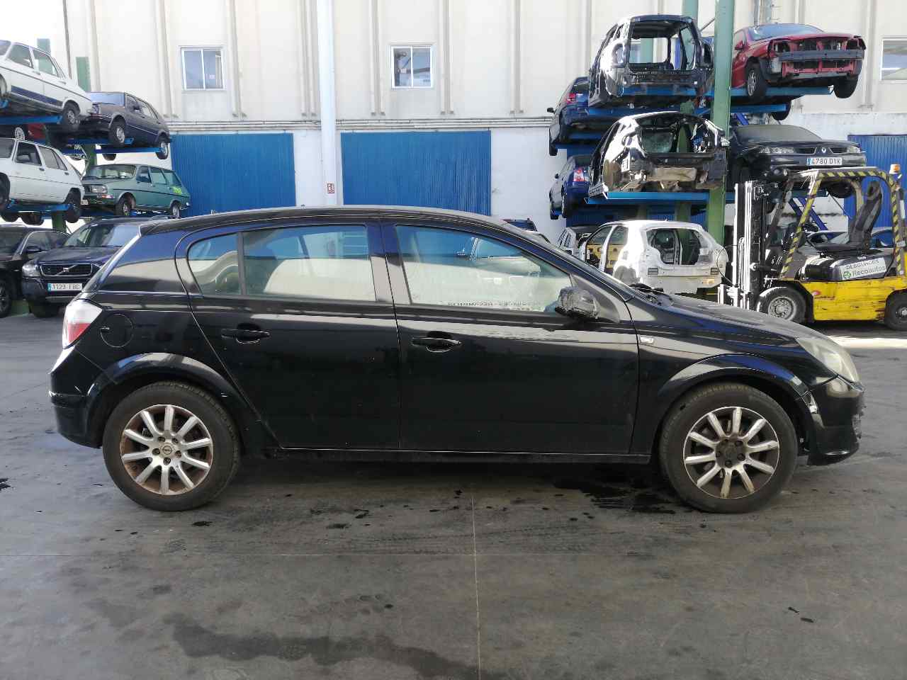 OPEL Astra J (2009-2020) Переднее стекло +43R000305 19795527