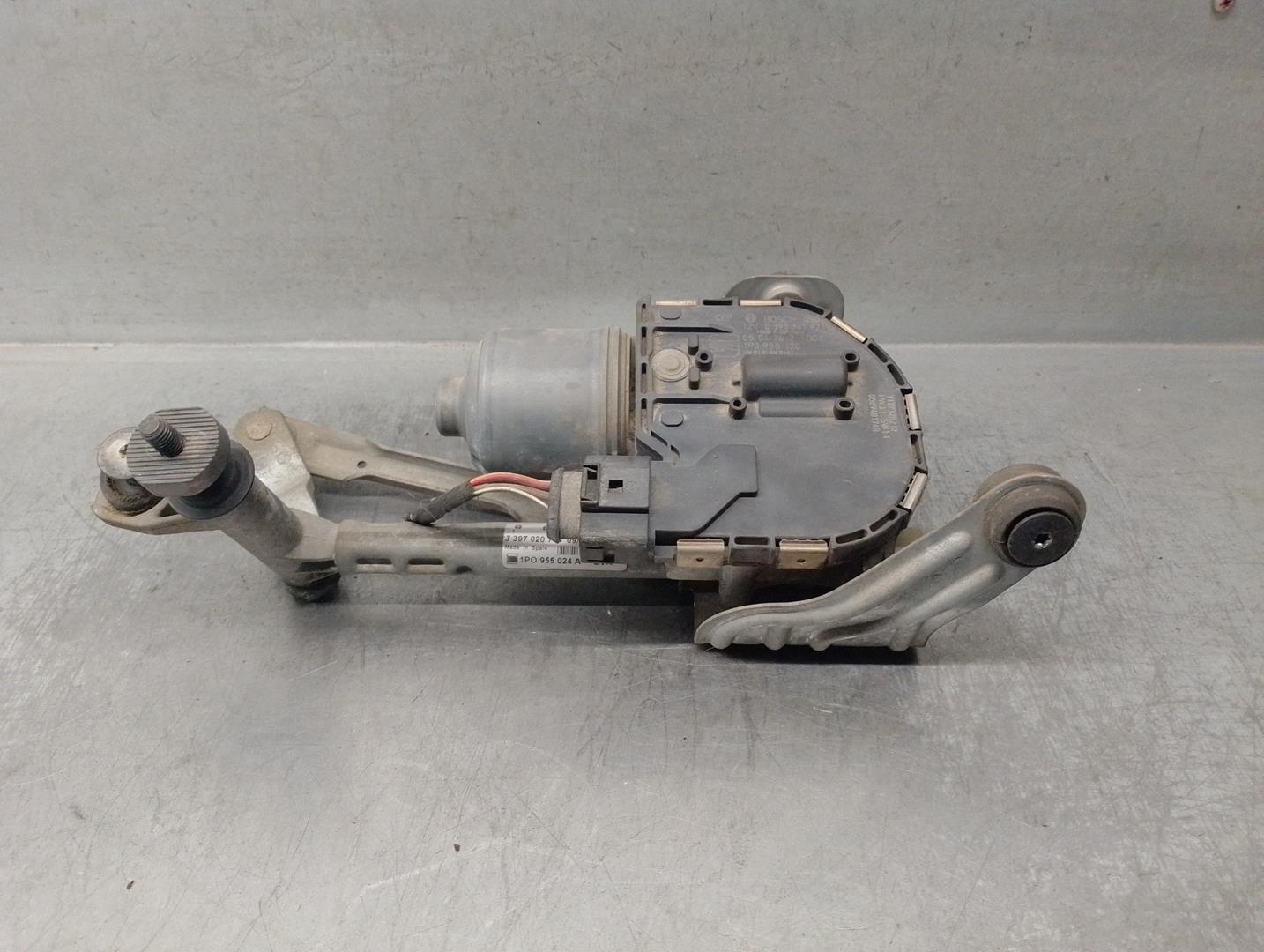 SEAT Leon 2 generation (2005-2012) Front Windshield Wiper Mechanism 1P0955024A, 3397020744 22781347