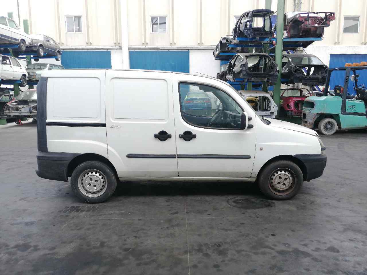 FIAT Doblo 1 generation (2001-2017) Saugiklių dėžė 51735170 19809778