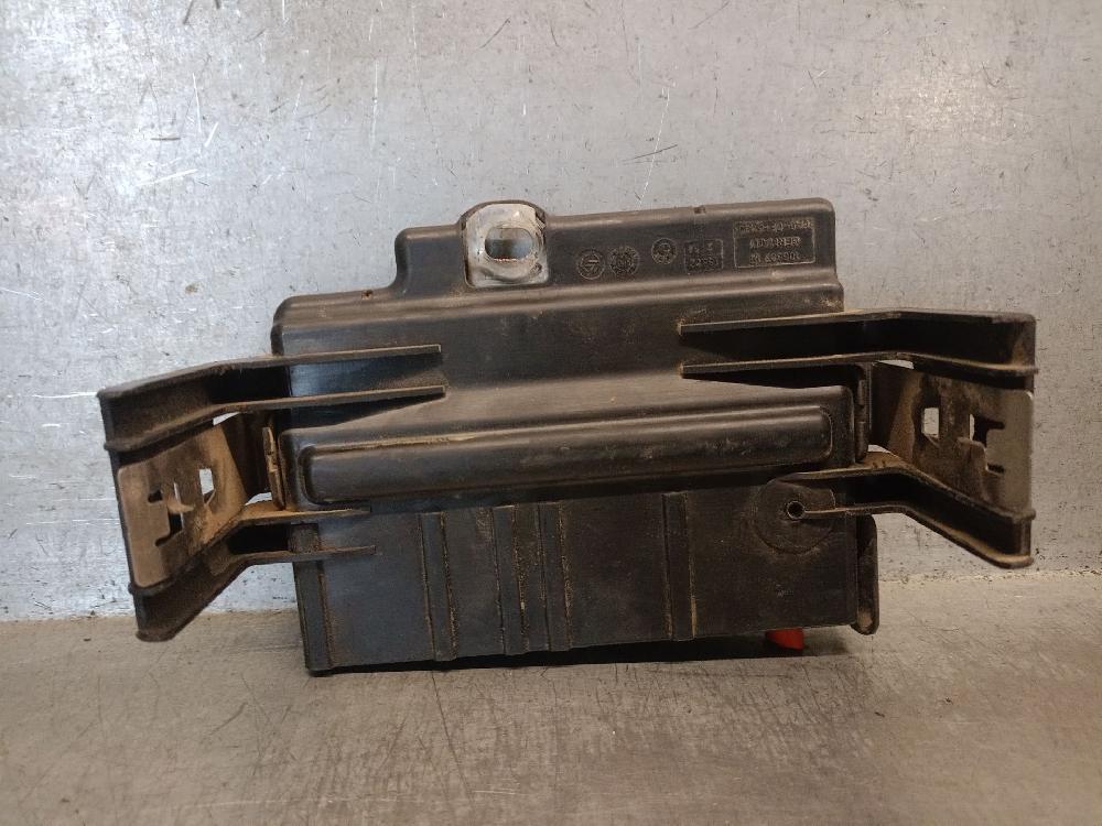 Caja de relés / fusibles M47D20 6936653 de Bmw 3 (e90) 2007-2010 163 CV - pieza usada