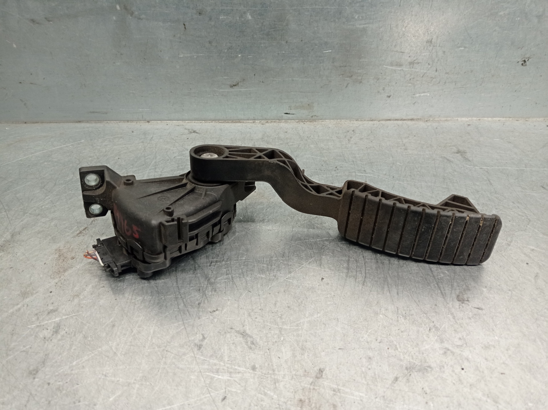 VOLKSWAGEN Laguna 2 generation (2001-2007) Other Body Parts 6PV00811900, HELLA, 8200002904+ 19779253