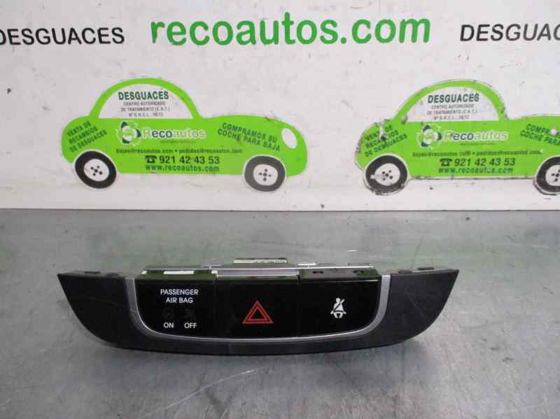 HYUNDAI Tucson 3 generation (2015-2021) Hazard button 847402S350, 937902S000+ 19628533