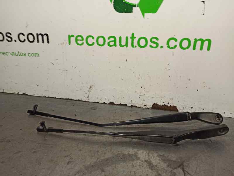 VOLVO V50 1 generation (2003-2012) Front Wiper Arms 30698250 19686332