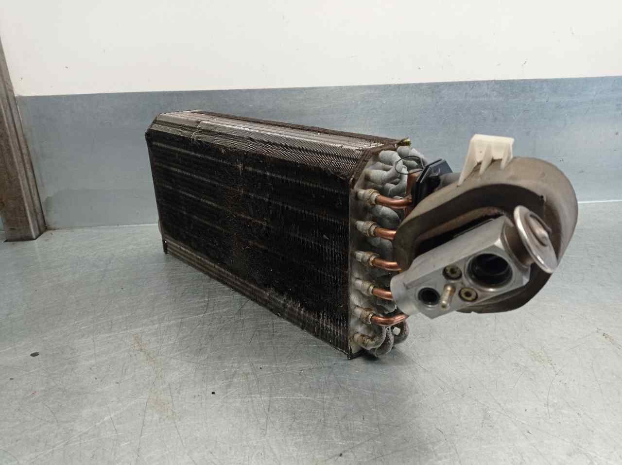 MERCEDES-BENZ 80 B2 (1978-1986) Air Con Radiator 19802633