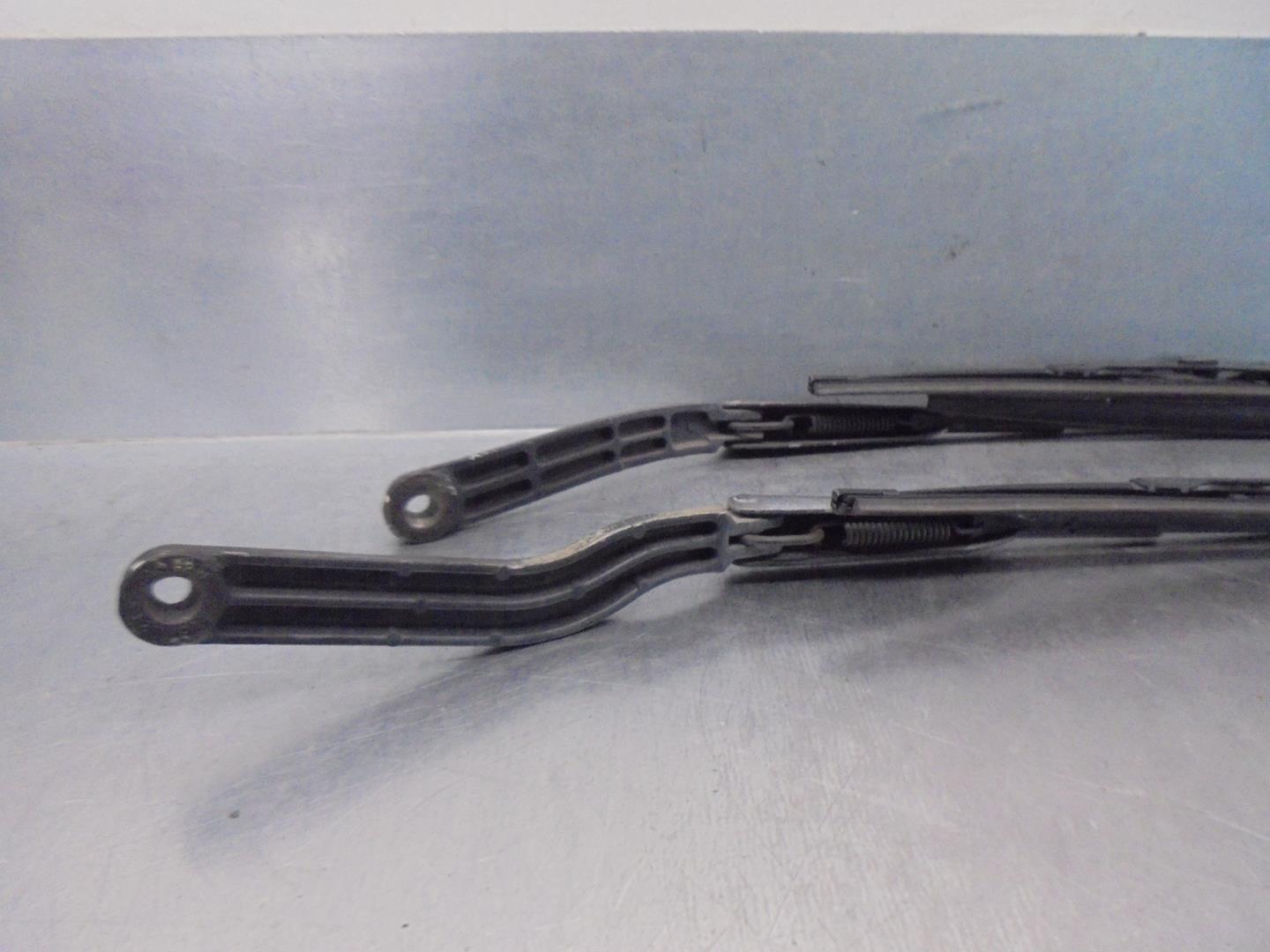 SAAB 95 1 generation (1959-1977) Front Wiper Arms 4832358, 4832374 21731653