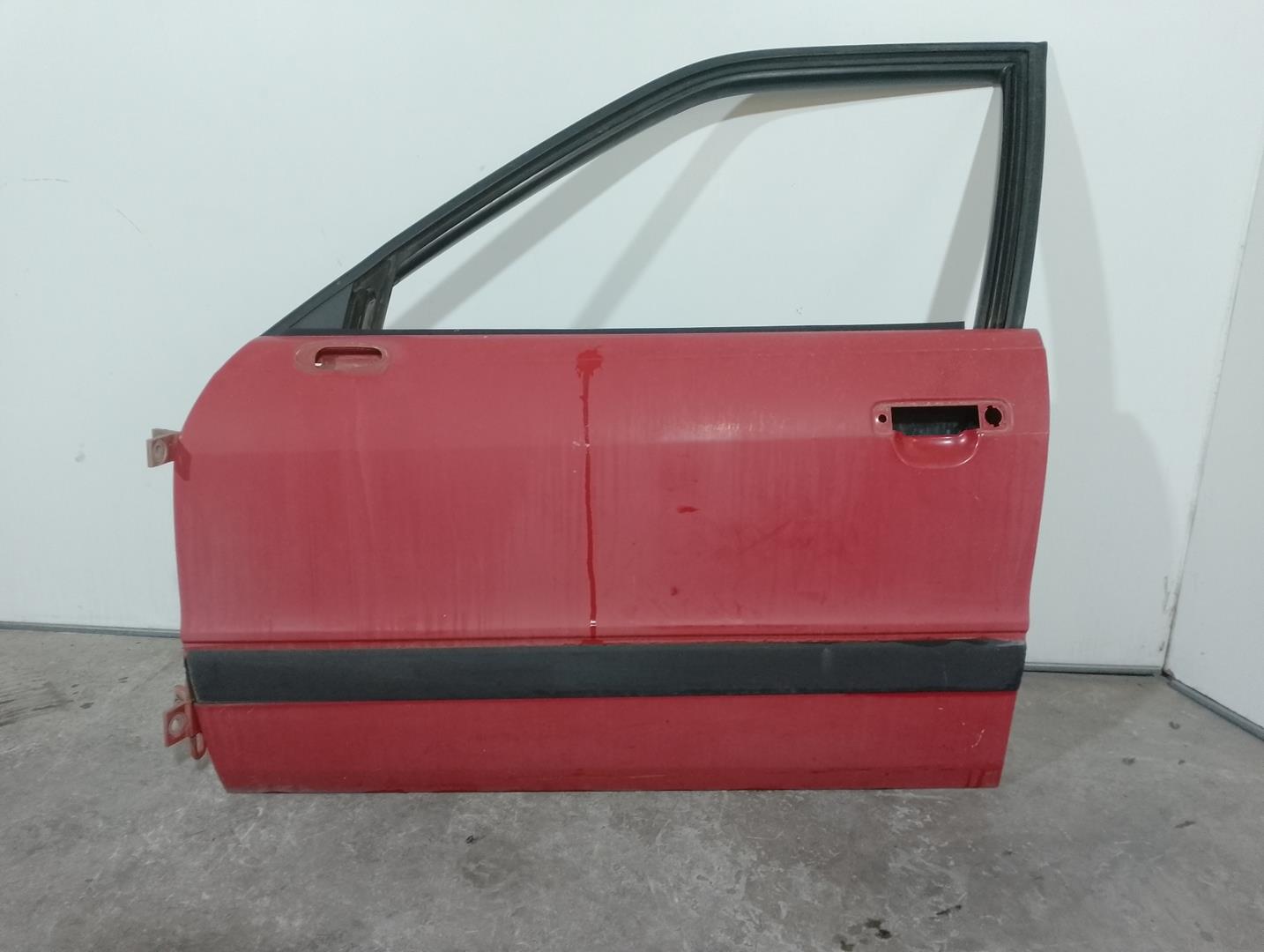 AUDI 80 B2 (1978-1986) Vänster främre dörr 8A0831051D, ROJO 21104008
