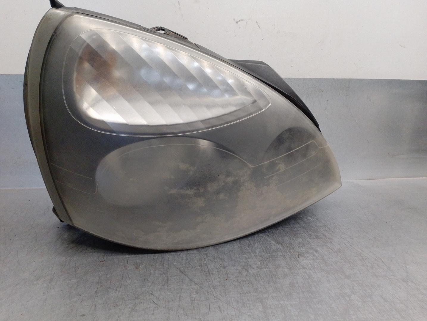 RENAULT Clio 3 generation (2005-2012) Front Right Headlight 7701057658,5PUERTAS 24189606