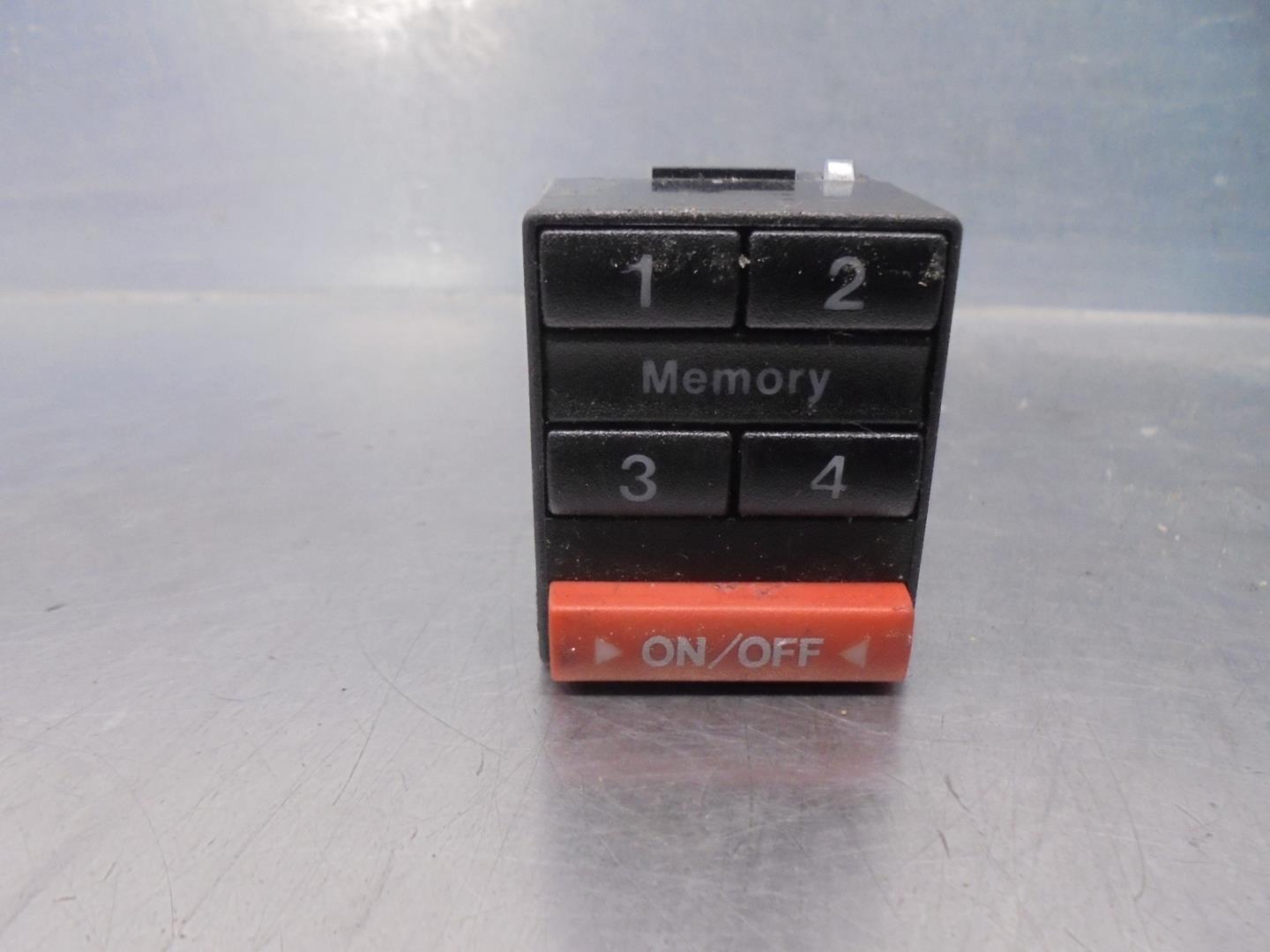 AUDI A8 D2/4D (1994-2002) Переключатель кнопок 893959769 24187884