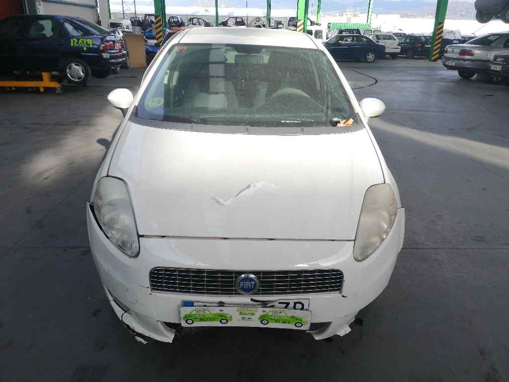 FIAT Grande Punto 1 generation (2006-2008) Kuro magistralė (degalų paskirstytojas) 55232383,0445214194 19730723