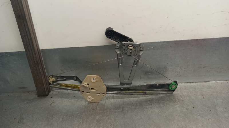 TOYOTA Clio 2 generation (1998-2013) Rear left door window lifter 5PUERTAS., 5PUERTAS.+MANUAL 19735843