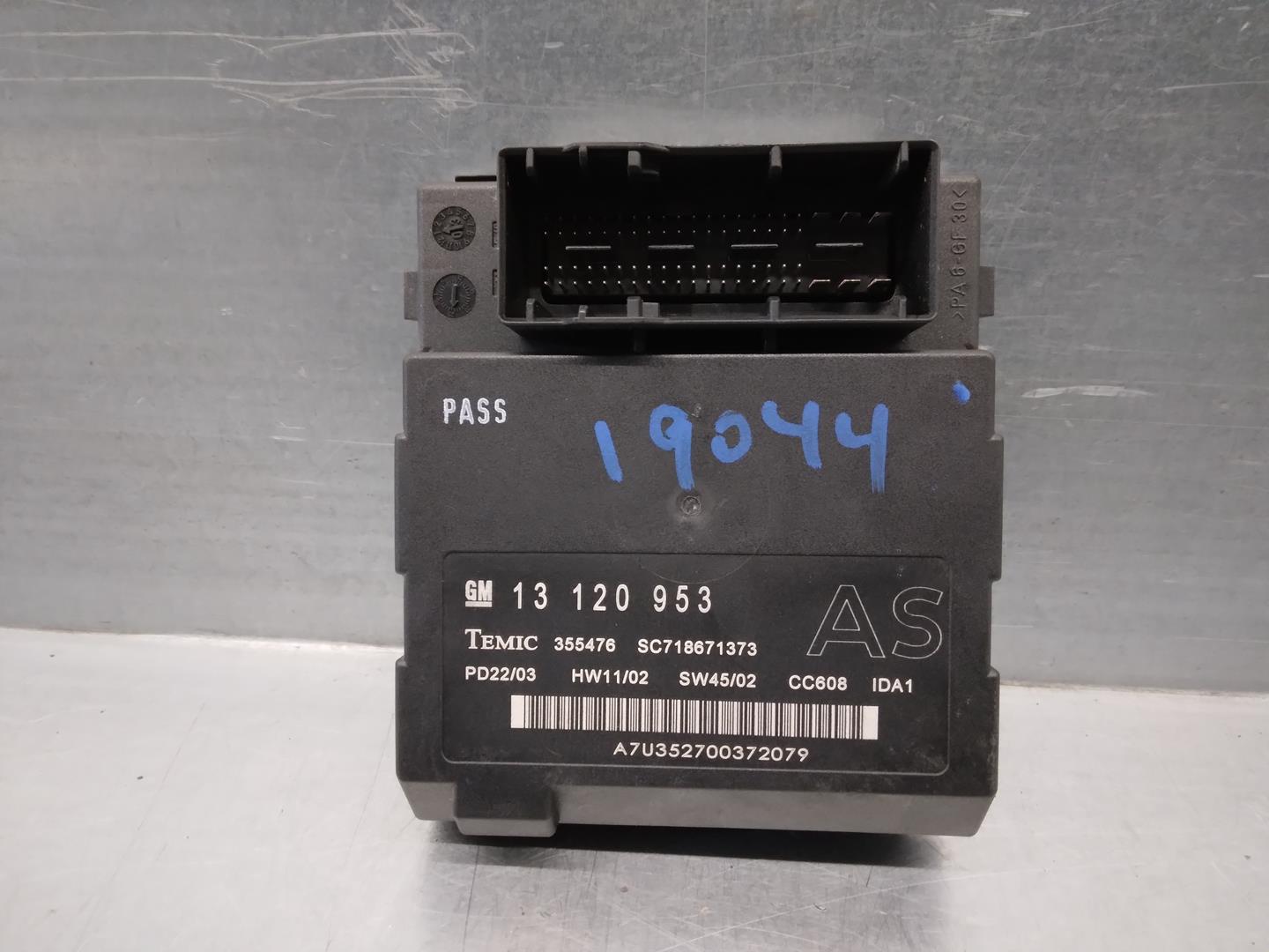 OPEL Vectra C (2002-2005) Other Control Units 13120953, 355476, TEMIC 21733479